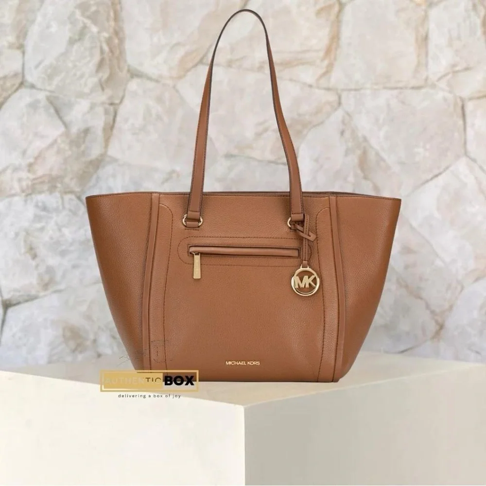 Carine front zip leather tote luggage - Picture 3 of 11
